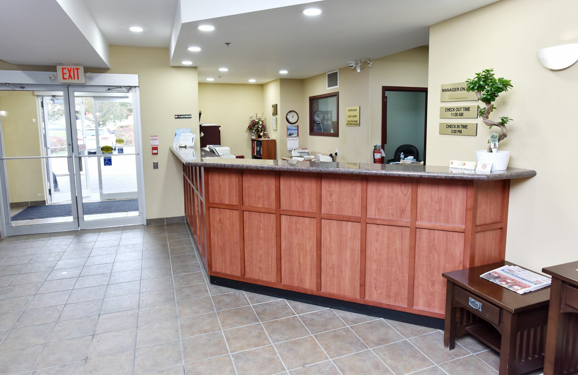 阿贾克斯-多伦多速8酒店 埃杰克斯 外观 照片